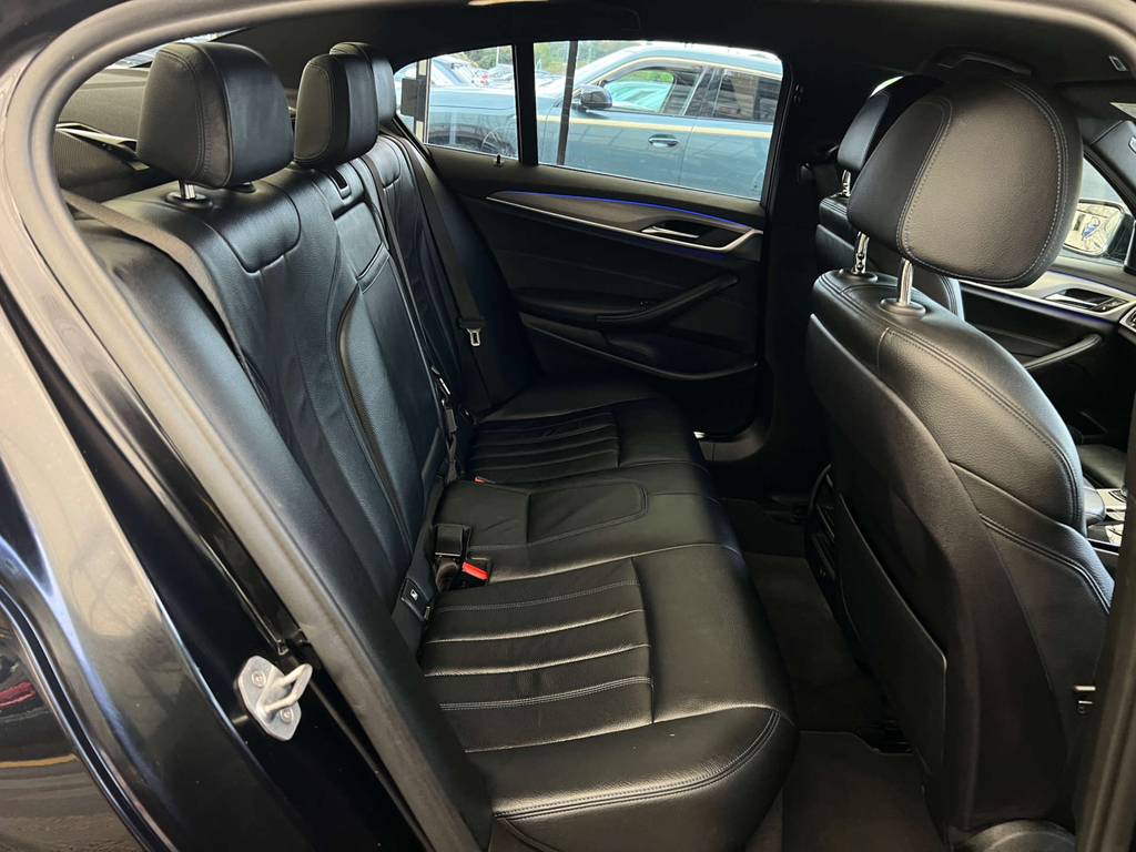 BMW 5 Series 520D M Sport #16