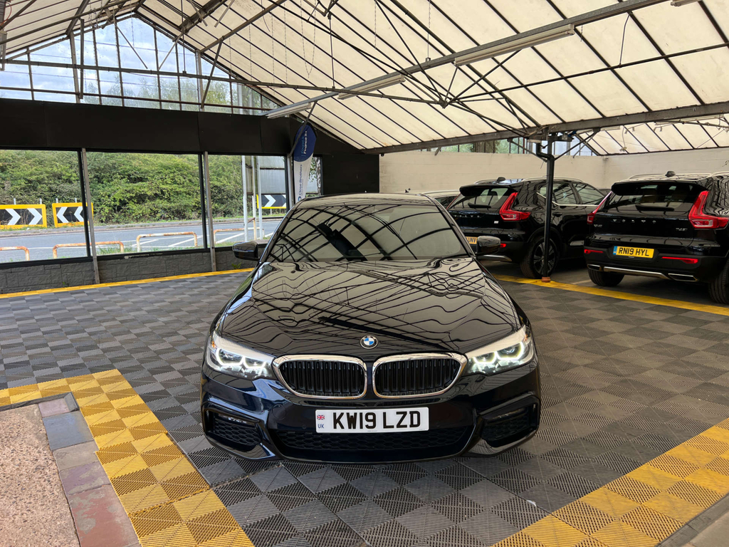 BMW 5 Series Saloon Black