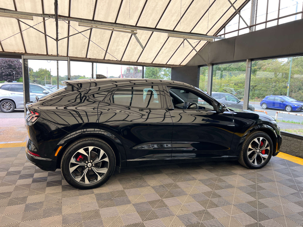 Ford Mustang Suv Black #5
