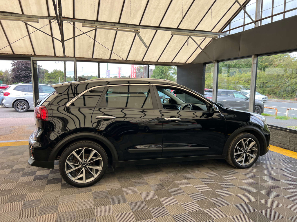 Kia Niro Suv Black #5
