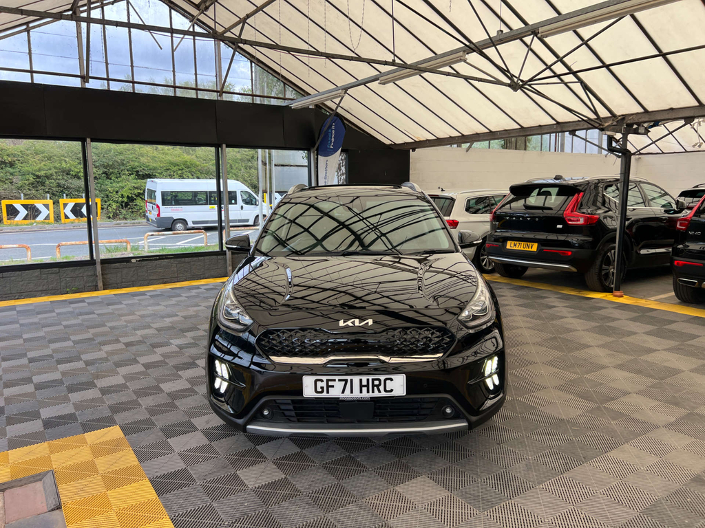 Kia Niro Suv Black #2