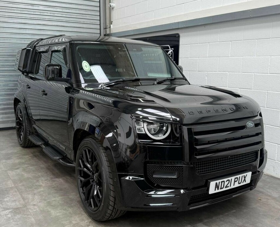 Land Rover Defender 110 3.0 D250 Mhev S Black