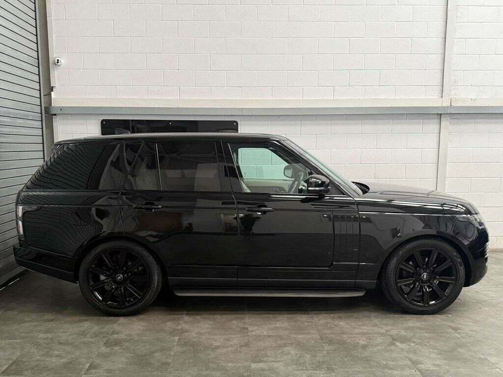 Land Rover Range Rover 3.0 Sd V6 Vogue 201919 Black #3
