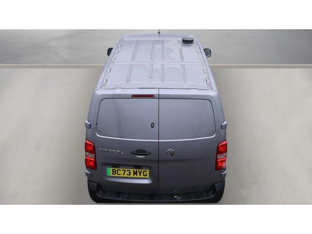 Vauxhall Vivaro Prime White #8