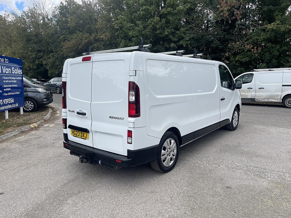 Renault Trafic 2.0 Dci Blue Ll30 Sport Panel Van Manua White #6