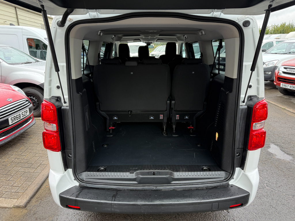 Toyota PROACE 2.0D Design Medium Black #10