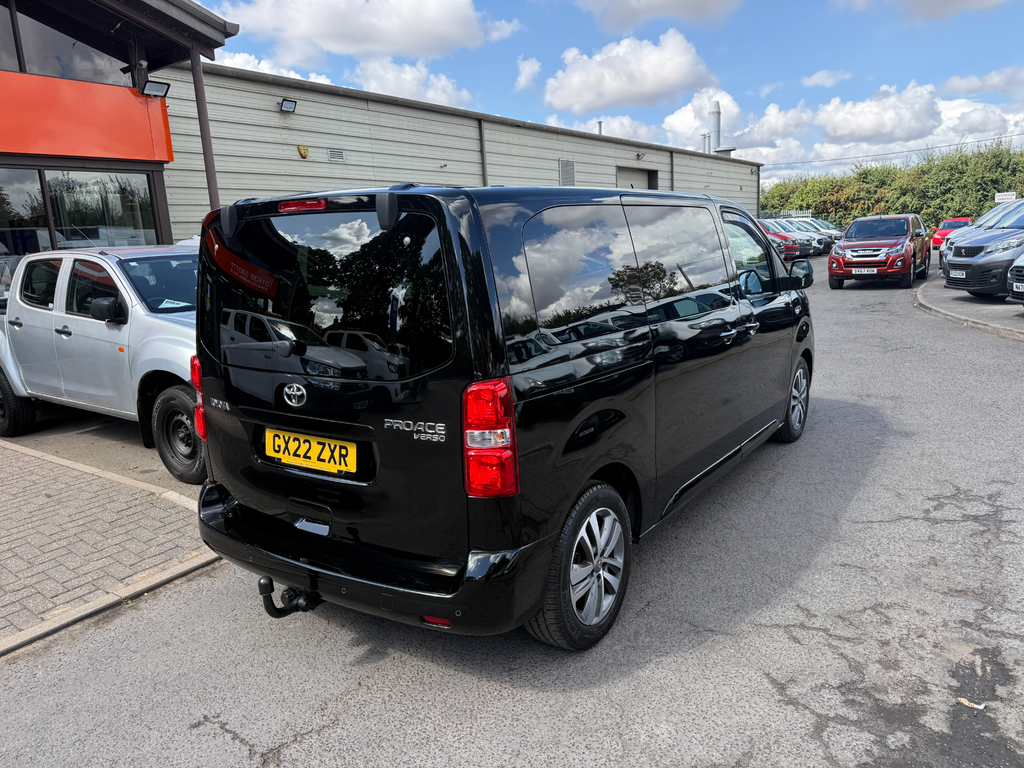 Toyota PROACE Proace D-4d L1 Family 8 Seater Minibus Black #3
