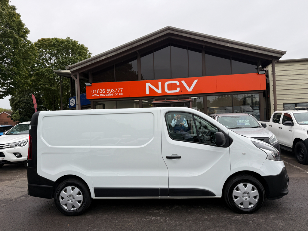 Renault Trafic Sl28 Business Energy Dci Ac Eu6 White #2