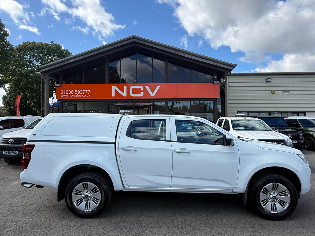 Isuzu D-Max Dl20 Dcb Truckman Top 4X4 White #2