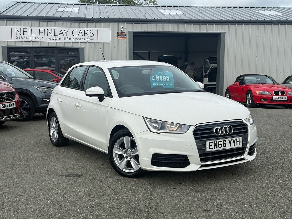 Audi A1 Tfsi Sport Black #1