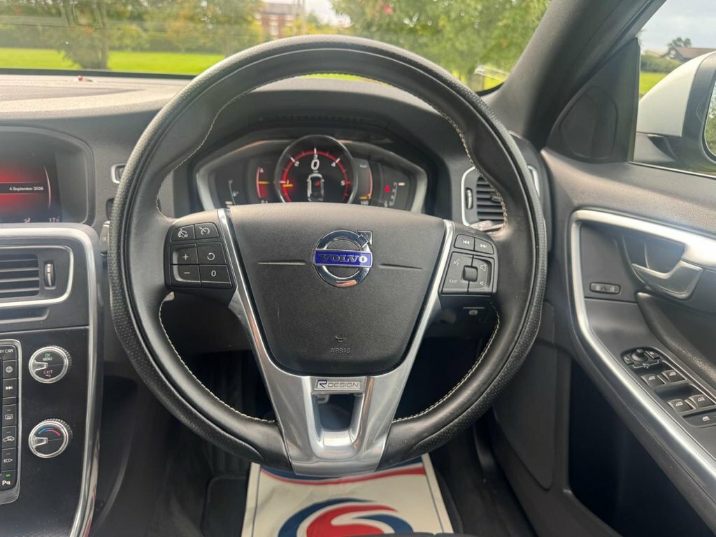 Volvo V60 T6 Awd Polestar Sensus Navigation , Po White #15