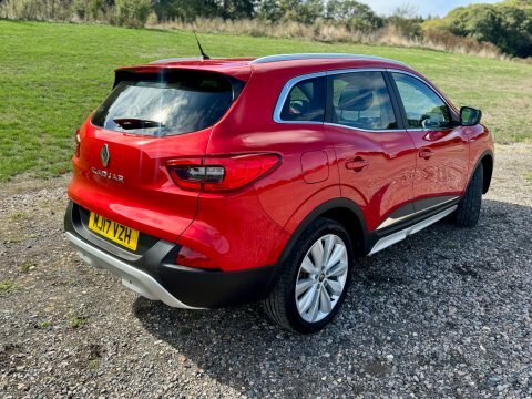 Renault Kadjar Signature Nav Tce Red #3