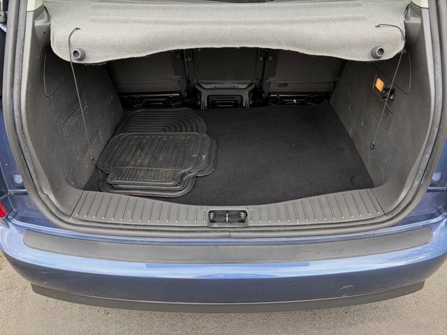 Ford Focus C-Max C-max Zetec Tdci 5-Door Silver #17