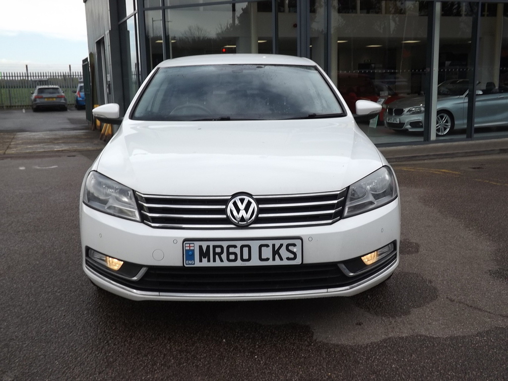 Volkswagen Passat Tdi Bluemotion Tech Highline White #2