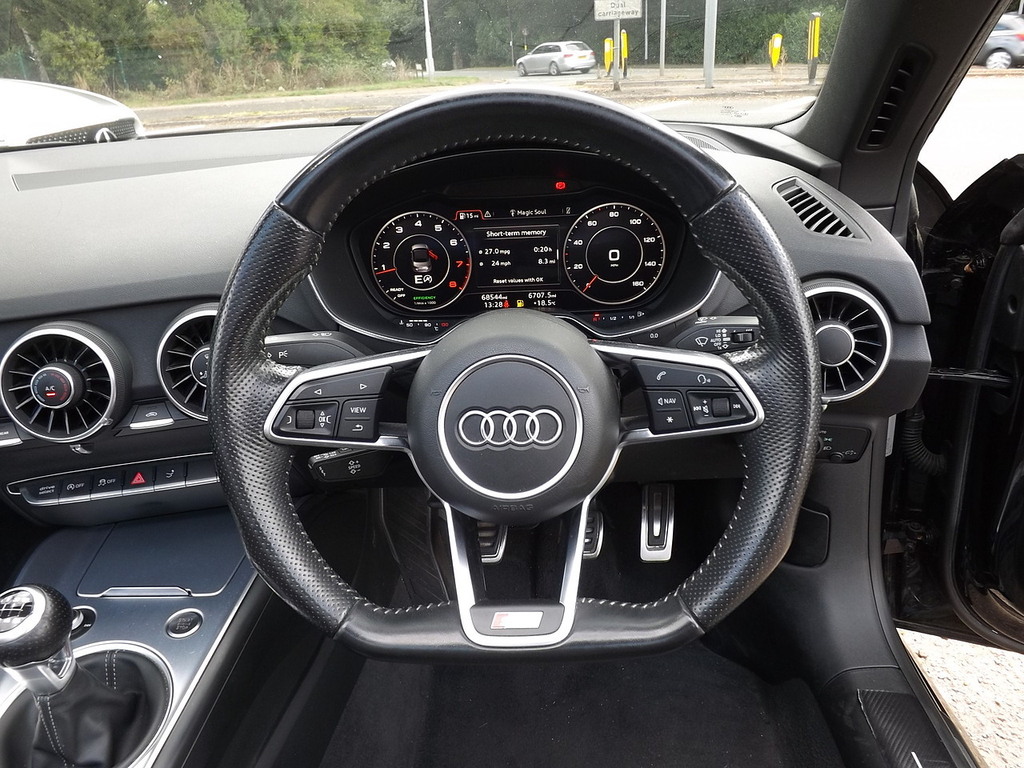 Audi TT Convertible 1.8 Tfsi Sport 201717 Black #12