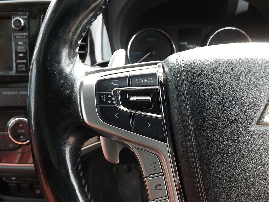 Mitsubishi Outlander Phev Gx 5Hs 5-Door Black #12