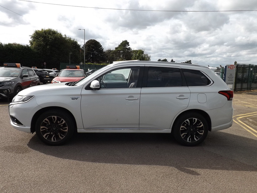 Mitsubishi Outlander H Gx5h White #3