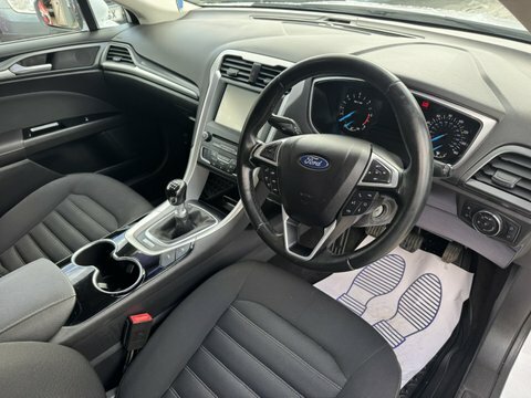 Ford Mondeo Zetec Econetic Tdci White #2