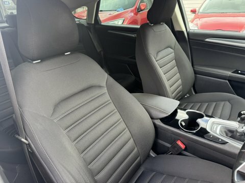 Ford Mondeo Zetec Econetic Tdci White #3
