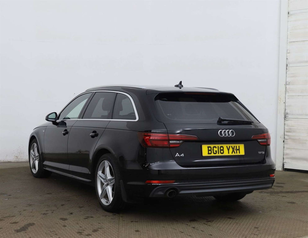 Audi A4 Avant 2L S Line Black #12