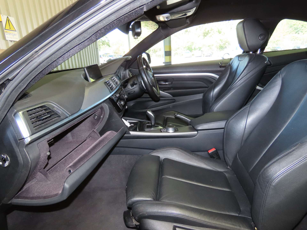 BMW 4 Series Gran Coupe 2.0 420I Gpf M Black #11