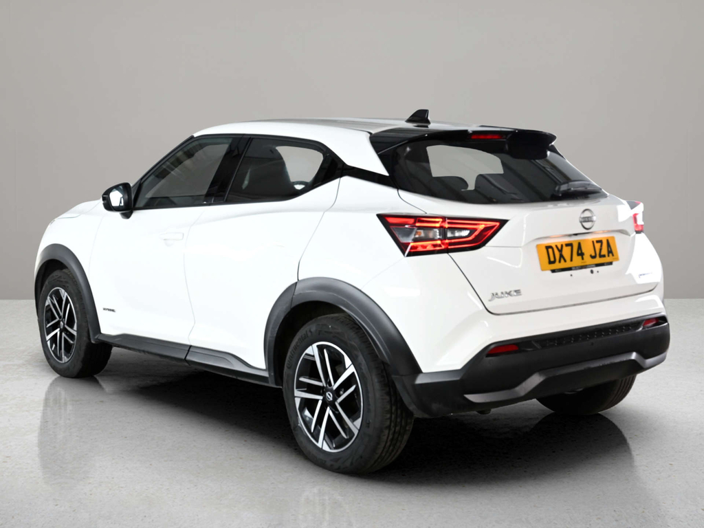 Nissan Juke N-connecta Suv Hybrid Euro 6 White #3