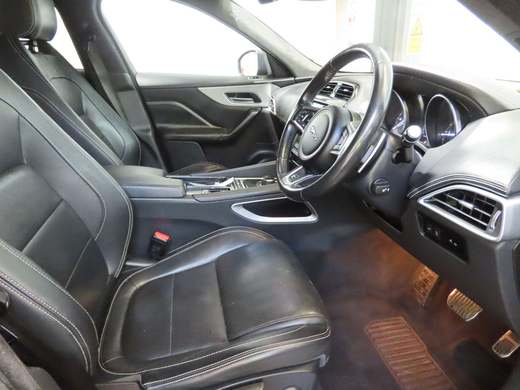 Jaguar F-Pace D180 R-sport Suv Awd Euro 6 Ss Black #3
