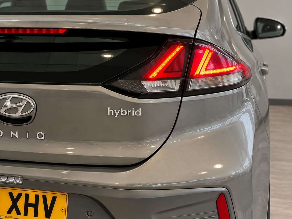 Hyundai Ioniq Hatchback Blue #27