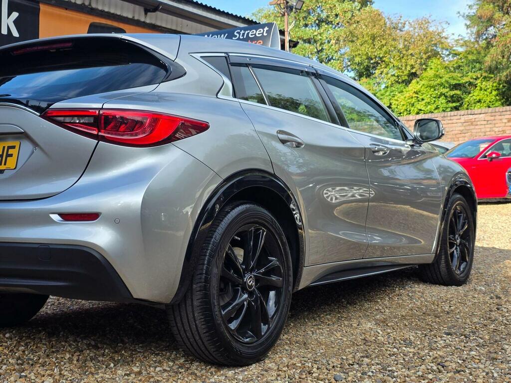 Infiniti Q30 1.5D Se Euro 6 Ss Silver #6