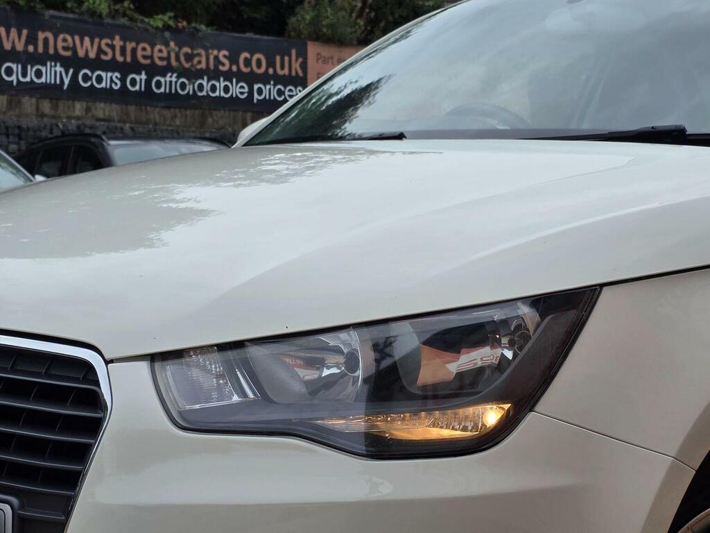 Audi A1 Tfsi Sport Red #17