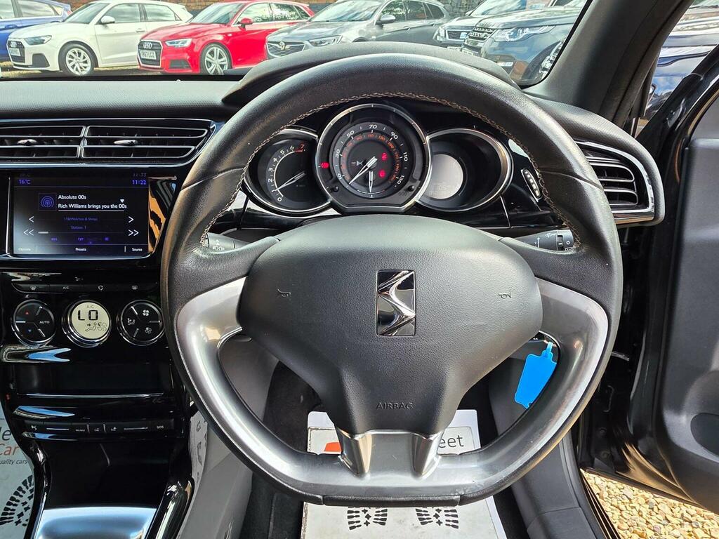 DS DS 3 Hatchback 1.2 Puretech Elegance Euro 6 Ss Black #4