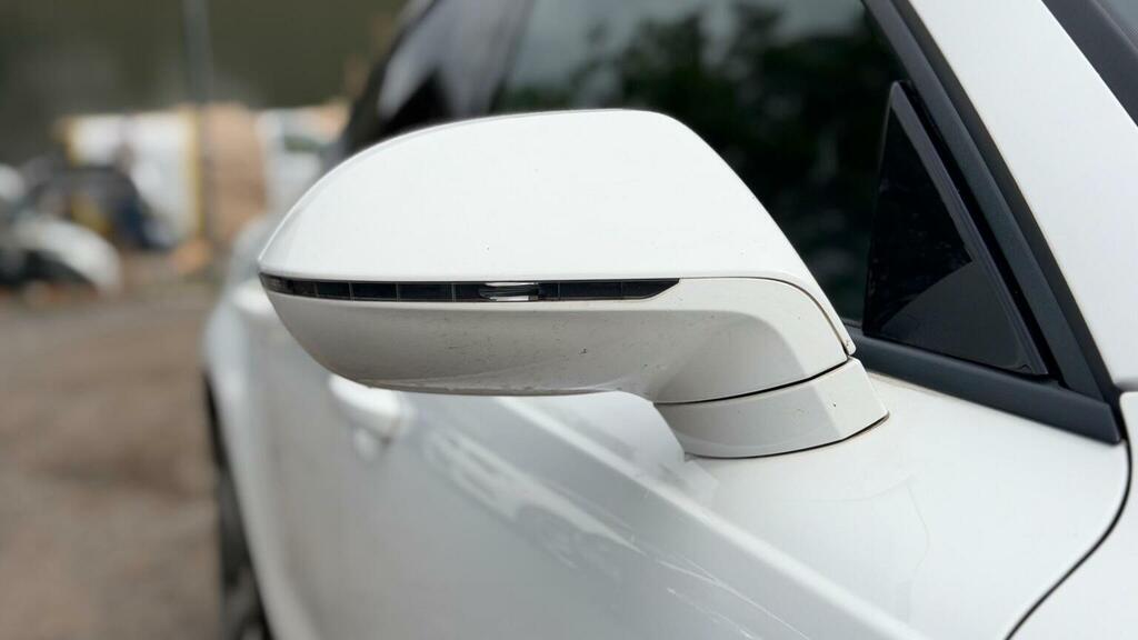 Audi A7 3.0 Tdi V6 Black Edition Sportback S Tronic Quattr White #44