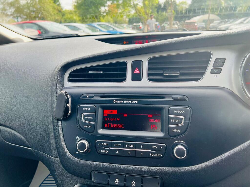 Kia Ceed 1.6 3 With 0 Road Tax Grey #34