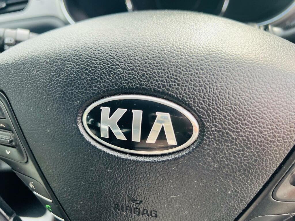 Kia Ceed 1.6 3 With 0 Road Tax Grey #28