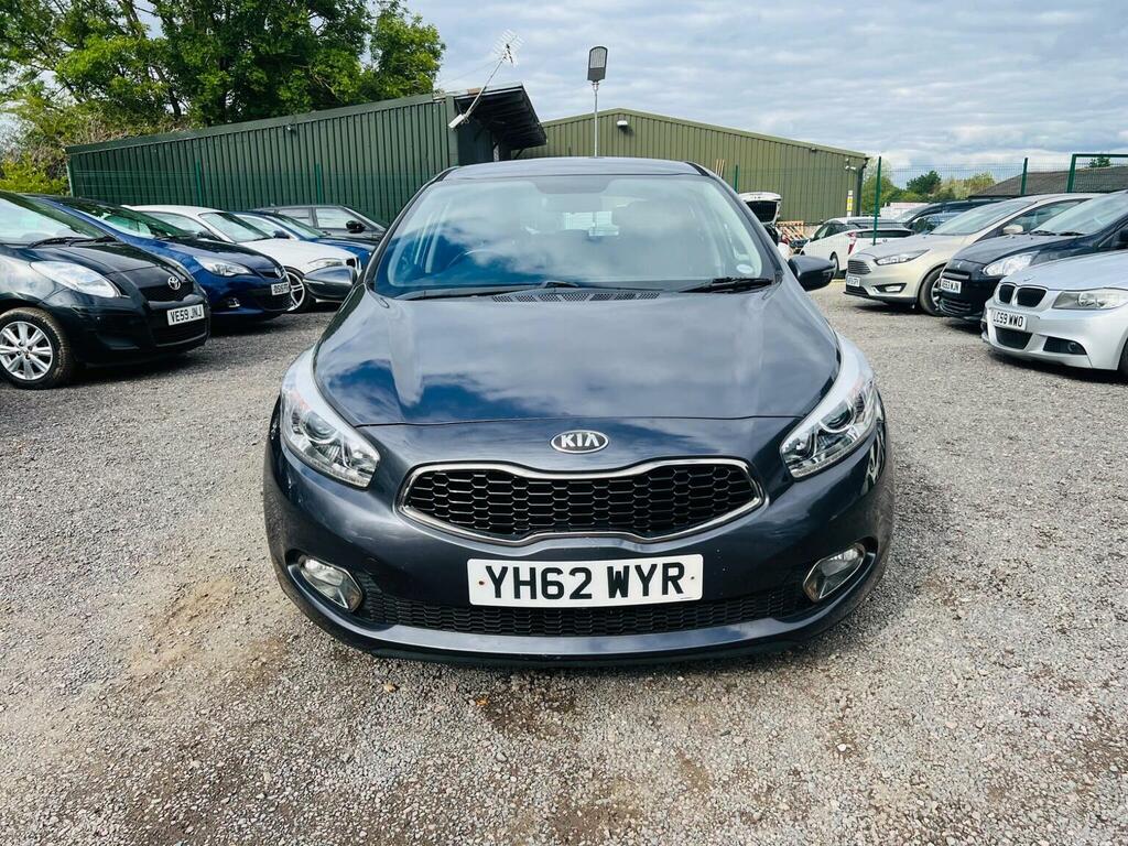 Kia Ceed Hatchback 1.6 Gdi Ecodynamics 2 Euro 5 Ss Silver #6