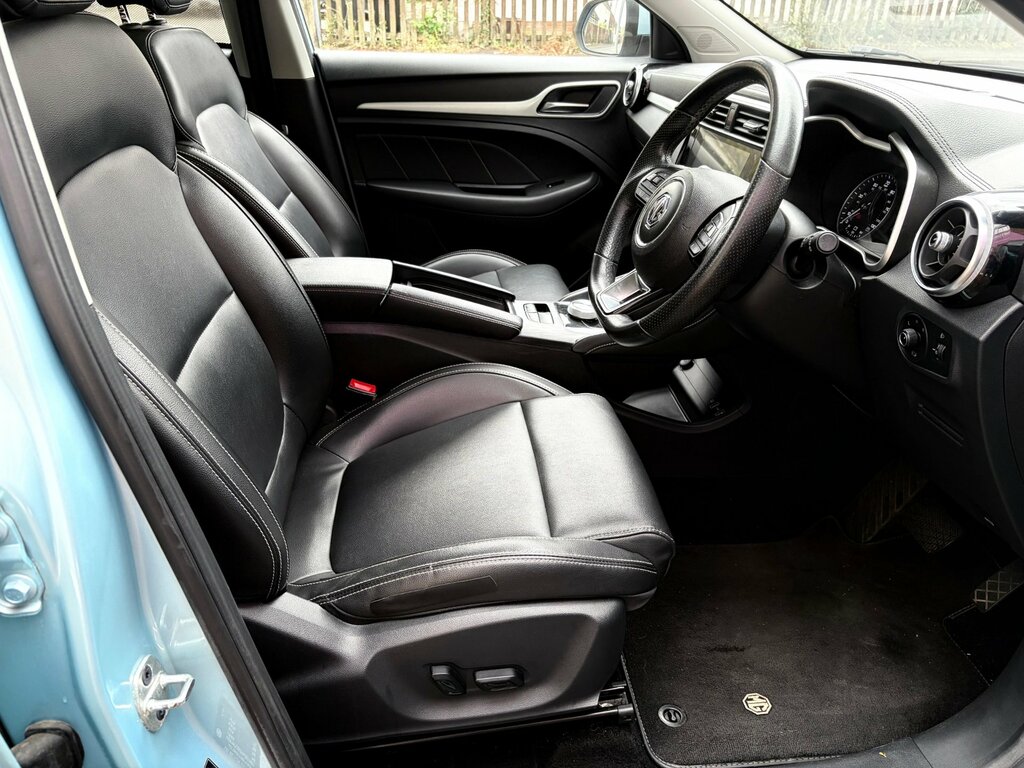 MG ZS 44.5Kwh Exclusive Suv 143 Ps Blue #3