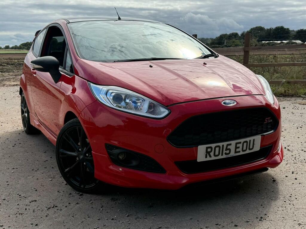 Ford Fiesta 1.0T Ecoboost Zetec S Euro 6 Ss Red