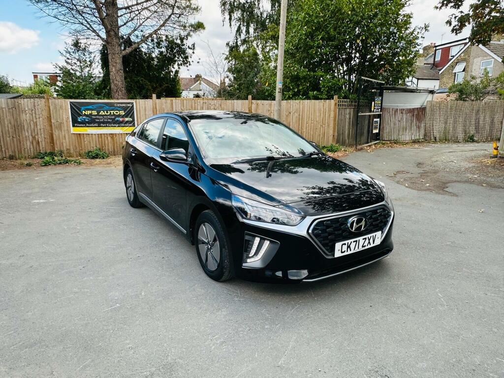 Hyundai Ioniq Hatchback 1.6 H-gdi Premium Dct Euro 6 Ss Black