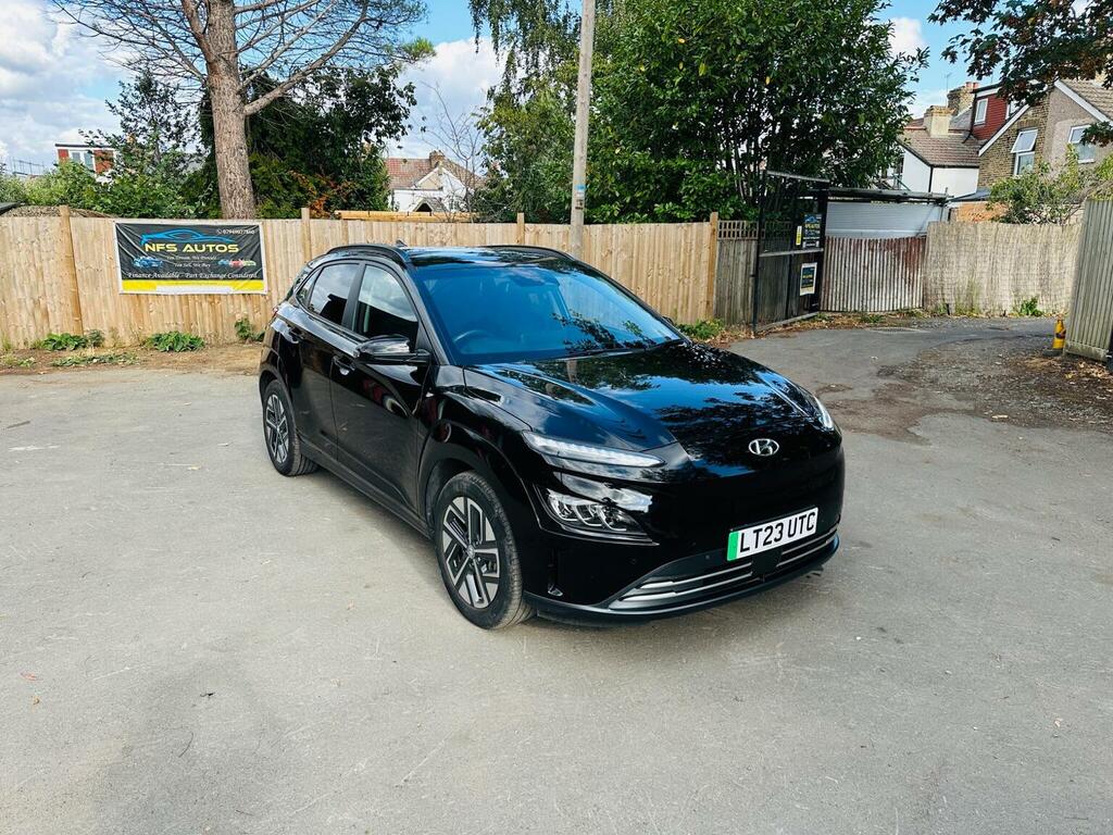 Hyundai Kona Suv 64Kwh Premium 10.5Kw Charger 2023 Black