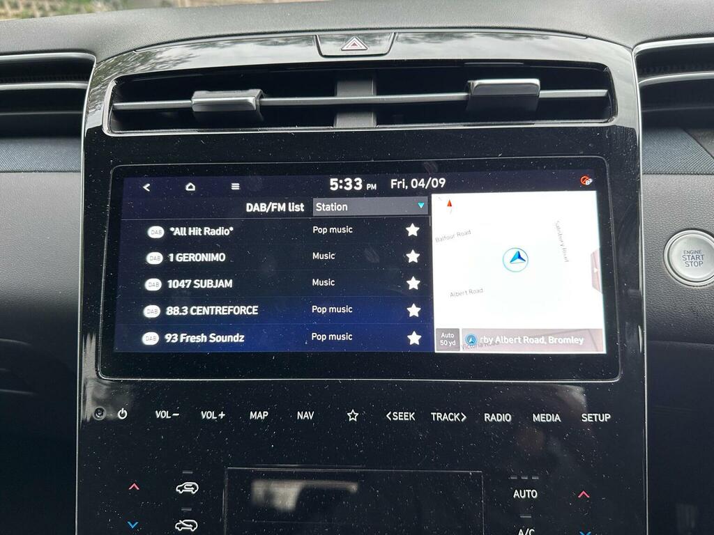 Hyundai Tucson  White #21