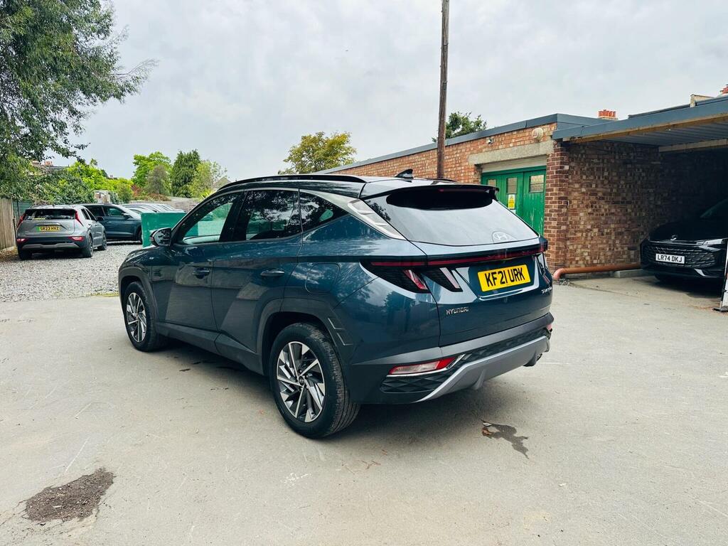 Hyundai Tucson  White #13