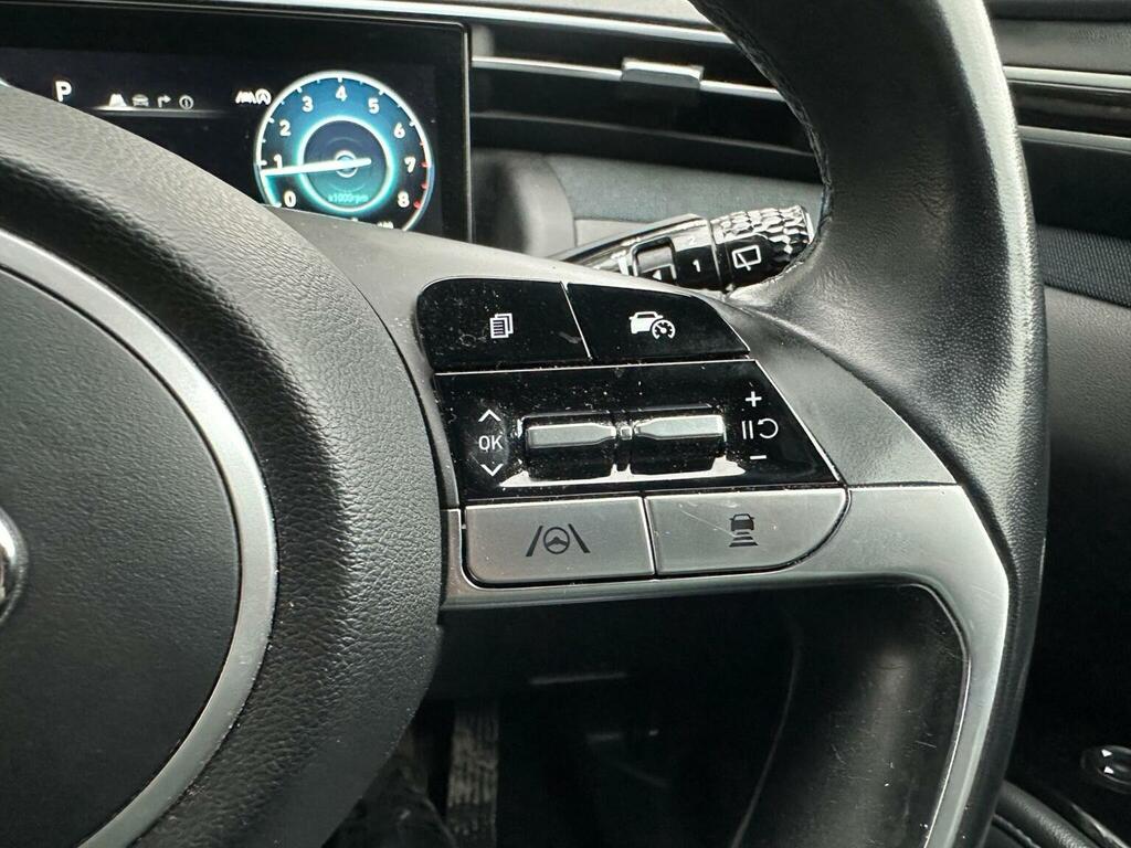 Hyundai Tucson  White #35