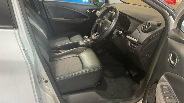 Renault Zoe 52Kwh Iconic White #5