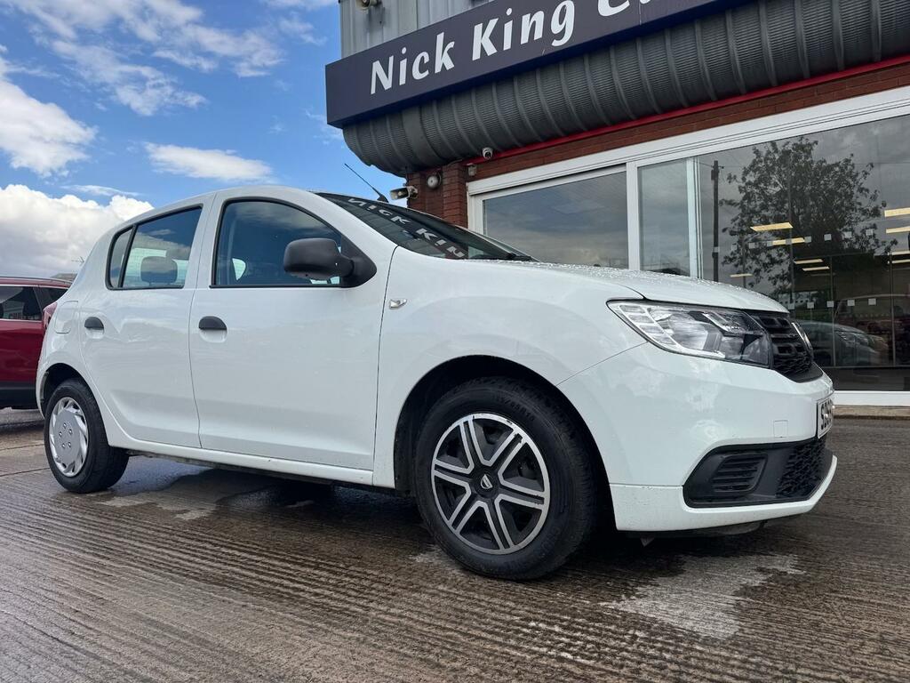 Dacia Sandero Stepway 1.5 Blue Dci Essential Ulez Dab Bluetoo White