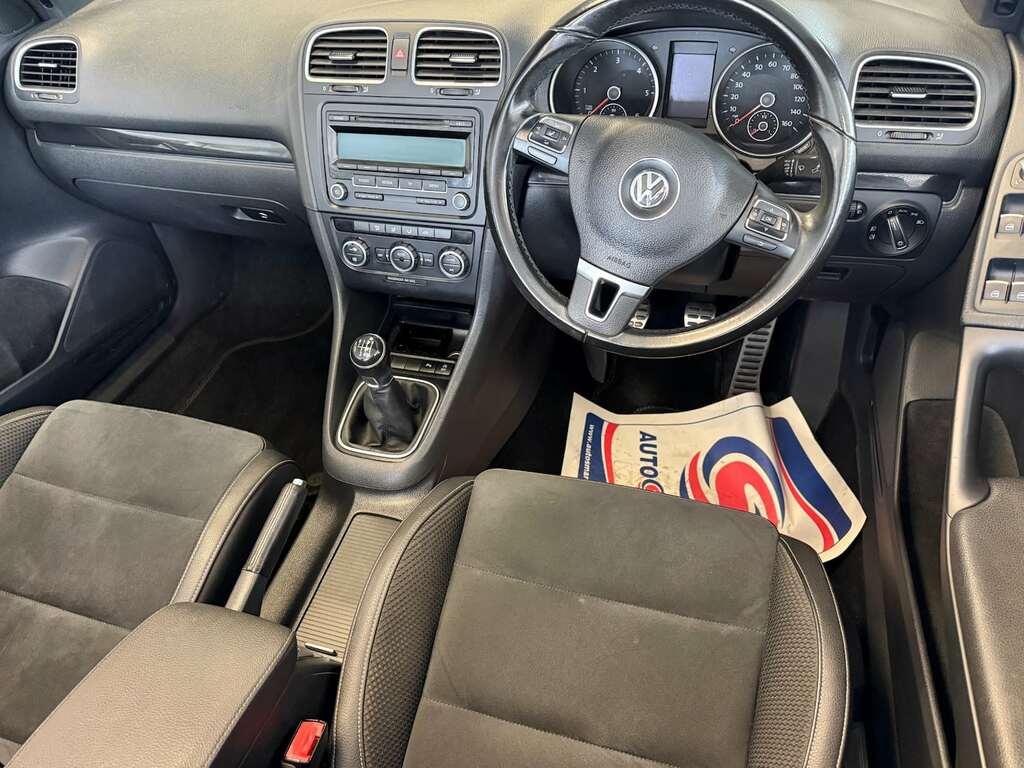 Volkswagen Golf 2.0 Tdi Bluemotion Tech Gt MA15XRV Black #2