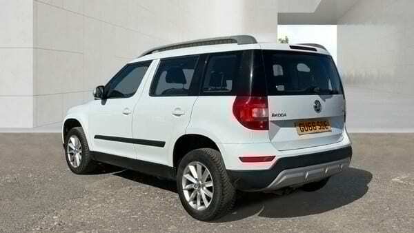 Skoda Yeti 2.0 Tdi Cr S 4X4 White #3
