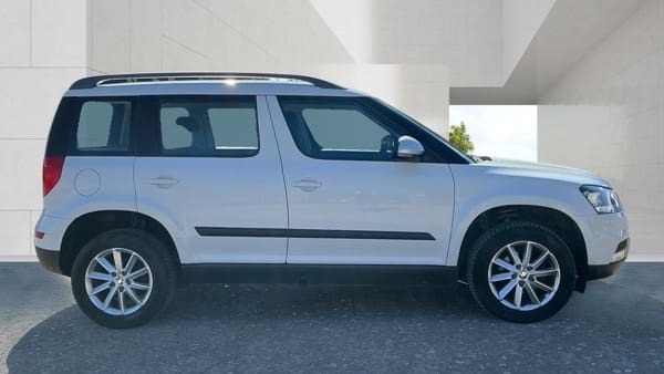 Skoda Yeti 2.0 Tdi Cr S 4X4 White #5