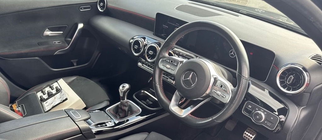 Mercedes-Benz A Class A180 Amg Line Executive Nav Camera 1 Ow Black #4
