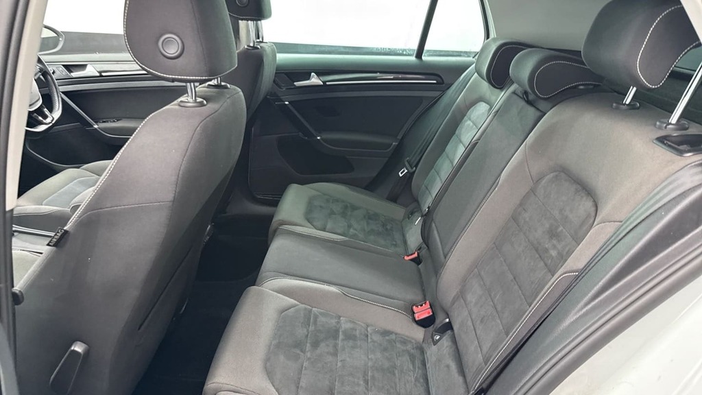 Volkswagen Golf 2016 1.4 Tsi Bluemotion Tech Match Edition Hatchba Silver #12