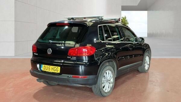 Volkswagen Tiguan 2.0 Tdi Bluemotion Tech Match Dsg Black #4